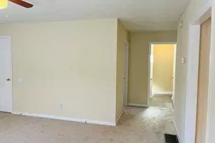 25 St Clair St, Newnan, GA 30263 - Photo 9