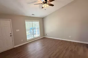 53 Nantucket Dr, Lagrange, GA 30241 - Photo 3