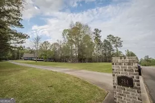 284 Deer Creek Dr, Forsyth, GA 31029 - Photo 3