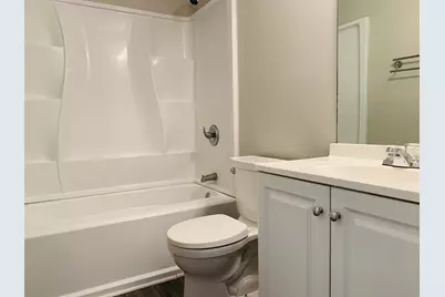 325 Barrington Grange Drive, Sharpsburg, GA 30277 - Photo 27