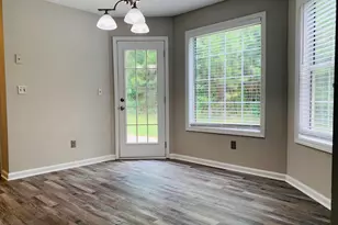 325 Barrington Grange Dr, Sharpsburg, GA 30277 - Photo 15