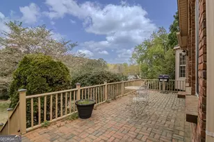 2265 Castle Lake Dr, Tyrone, GA 30290 - Photo 7