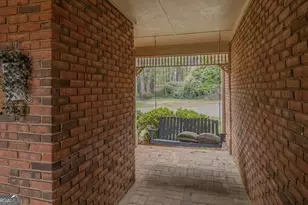 2265 Castle Lake Dr, Tyrone, GA 30290 - Photo 21