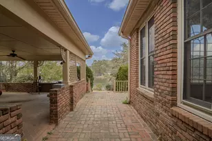 2265 Castle Lake Dr, Tyrone, GA 30290 - Photo 5