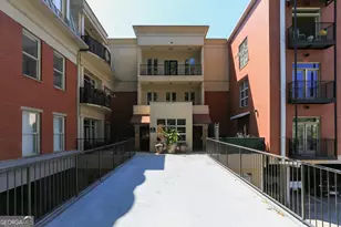 560 Dutch Valley Rd NE, Atlanta, GA 30324 - Photo 19