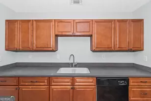 201 Christian Cir, Carrollton, GA 30116 - Photo 9