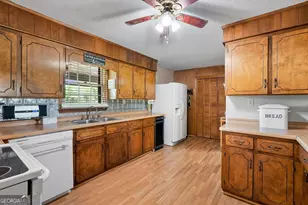 696 Hickory Crossing Rd, Hartwell, GA 30643 - Photo 3