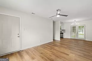 127 Greenbriar Ct, Savannah, GA 31419 - Photo 5
