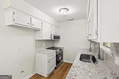 127 Greenbriar Court, Savannah, GA 31419 - Photo 11