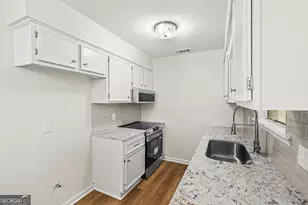 127 Greenbriar Ct, Savannah, GA 31419 - Photo 11