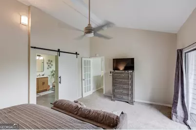 8515 Lake Drive, Snellville, GA 30039 - Photo 23