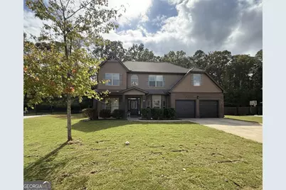 310 Savannah Drive, Senoia, GA 30276 - Photo 1