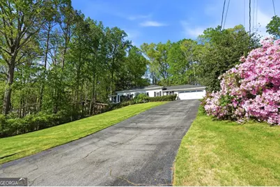 957 Richmond Hill Drive, Marietta, GA 30068 - Photo 3