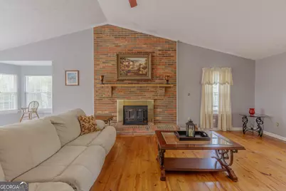 197 Lynn Trail, La Fayette, GA 30728 - Photo 3