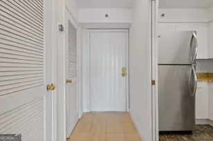 2870 Pharr Ct S, Atlanta, GA 30305 - Photo 3