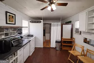 2298 Tilson Cir, Decatur, GA 30032 - Photo 5