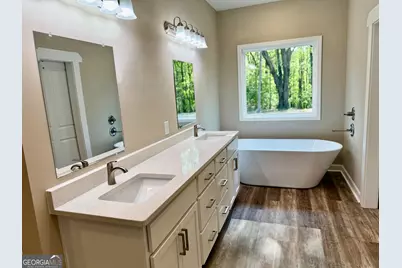 921 Silver Dollar Road, Maysville, GA 30588 - Photo 9