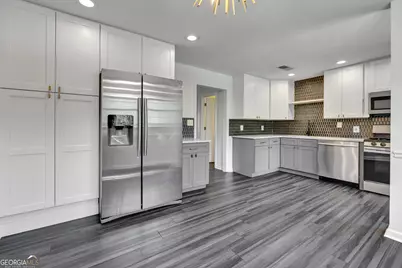 3135 Buford Highway NE, Atlanta, GA 30329 - Photo 9