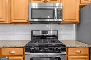4550 Concord Village Ln, Cumming, GA 30040 - Photo 9