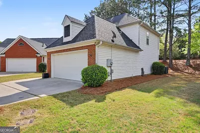 29 Saratoga Place, Newnan, GA 30263 - Photo 3