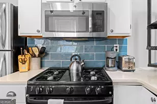 302 Murray Hill Ave NE, Atlanta, GA 30317 - Photo 11