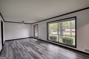 555 Joy St, Jackson, GA 30233 - Photo 9