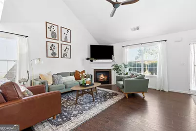 4845 Meadow Overlook Drive, Cumming, GA 30040 - Photo 5