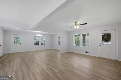 641 Amber Place SW, Marietta, GA 30060 - Photo 5