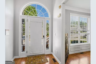 3337 Hinsdale Lane, Buford, GA 30519 - Photo 5