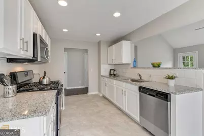 635 Sable View Lane, Atlanta, GA 30349 - Photo 9