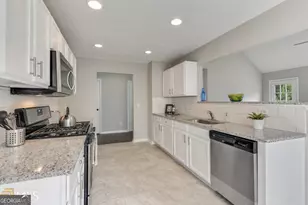 635 Sable View Ln, Atlanta, GA 30349 - Photo 9