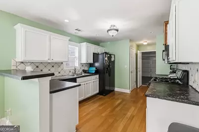 2280 Hickory Station Circle, Snellville, GA 30078 - Photo 9