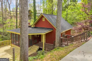 6417 Honeysuckle Ln, Gainesville, GA 30506 - Photo 9