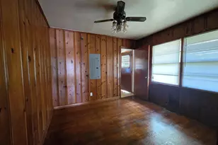 677 Shellnut Dr, Forest Park, GA 30297 - Photo 9