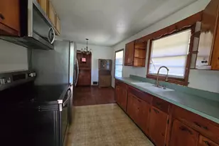 677 Shellnut Dr, Forest Park, GA 30297 - Photo 7