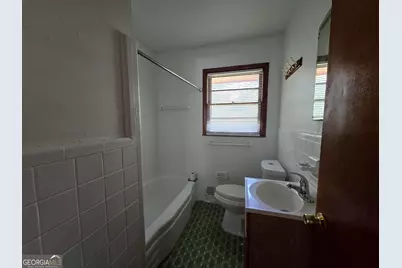 677 Shellnut Dr, Forest Park, GA 30297 - Photo 11