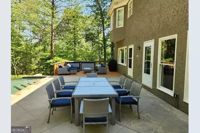 7635 Blandford Place, Sandy Springs, GA 30350 - Photo 11