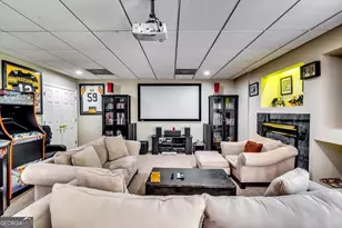 7635 Blandford Pl, Sandy Springs, GA 30350 - Photo 47