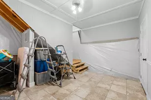 35 S Robin Ln, Newnan, GA 30263 - Photo 33