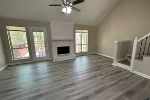 1016 Kathleen Ct, Roswell, GA 30075 - Photo 3
