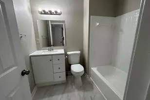 1016 Kathleen Ct, Roswell, GA 30075 - Photo 9