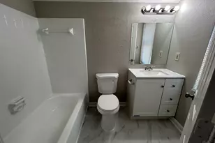 1016 Kathleen Ct, Roswell, GA 30075 - Photo 11