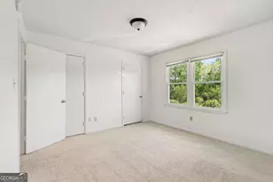 2060 Kings Gate Circle, Snellville, GA 30078 - Photo 19