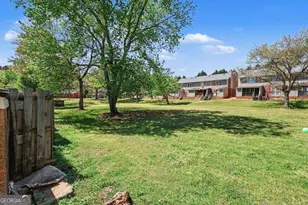 2060 Kings Gate Circle, Snellville, GA 30078 - Photo 21