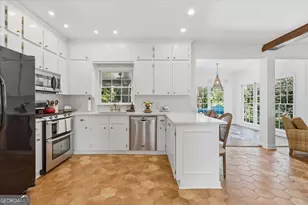 3687 Overlook Dr, Macon, GA 31204 - Photo 9