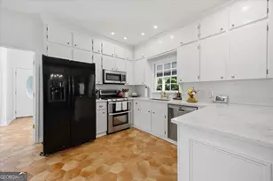 3687 Overlook Dr, Macon, GA 31204 - Photo 11