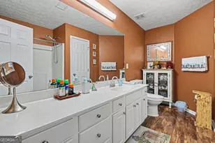 1405 Shiloh Oak Dr, Loganville, GA 30052 - Photo 17