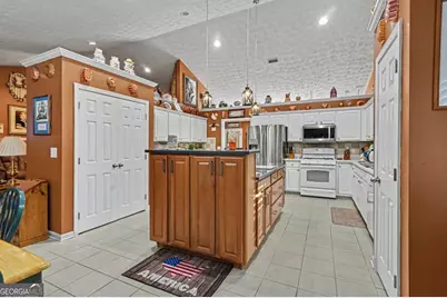 1405 Shiloh Oak Drive, Loganville, GA 30052 - Photo 11