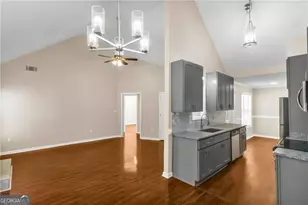 125 York Ln, Fayetteville, GA 30214 - Photo 3