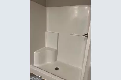 627 Overlook Road, Walnut Grove, GA 30014 - Photo 9